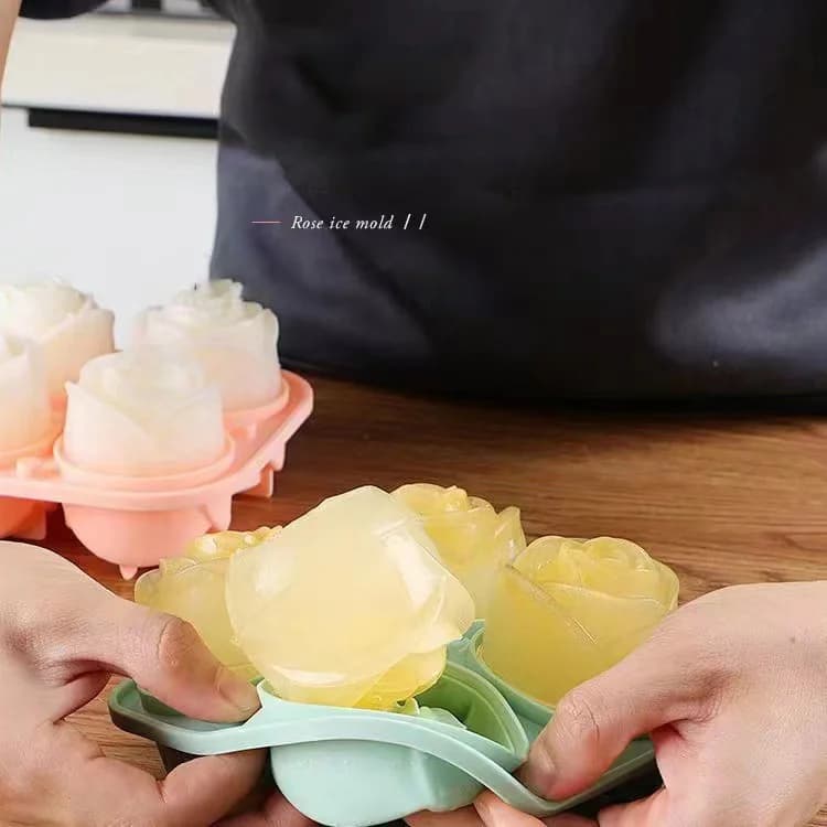 Stampo per cubetti di ghiaccio a rosa da 4 cavità